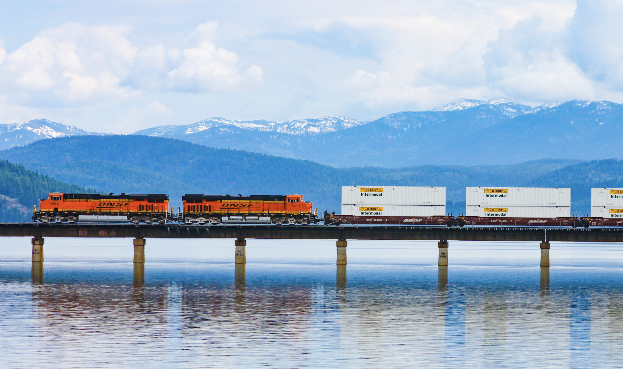Carrier on path to grow intermodal fleet to 150,000 containers  as the largest intermodal railroad expands capacity and access